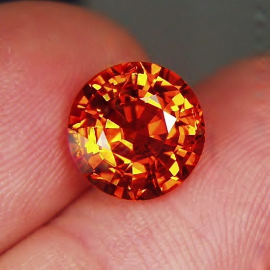 Color and Fire Huge Spessartite Garnet Nigeria 6.44 ct  Litnon.com