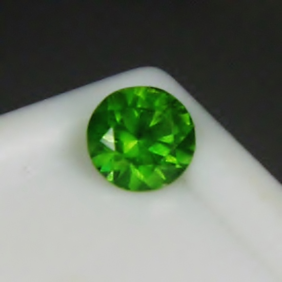 Rare Gem Chrome Green Russian Demantoid Garnet  Litnon.com