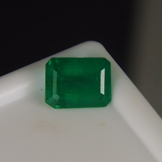 Rich and Superb Color Natural Emerald Brazil  Litnon.com