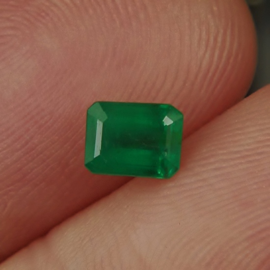 Rich and Superb Color Natural Emerald Brazil  Litnon.com