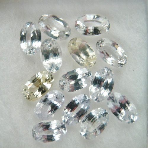 Bright and Clean Natural White Sapphire Lot Sri Lanka 4.68 ct  Litnon.com