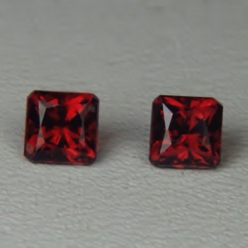 Quality Arizona Chrome Pyrope Ant Hill Garnet Pair  Litnon.com