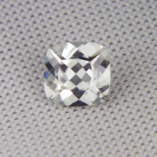 Top Cutting and Brilliant Natural White Zircon Tanzania  Litnon.com