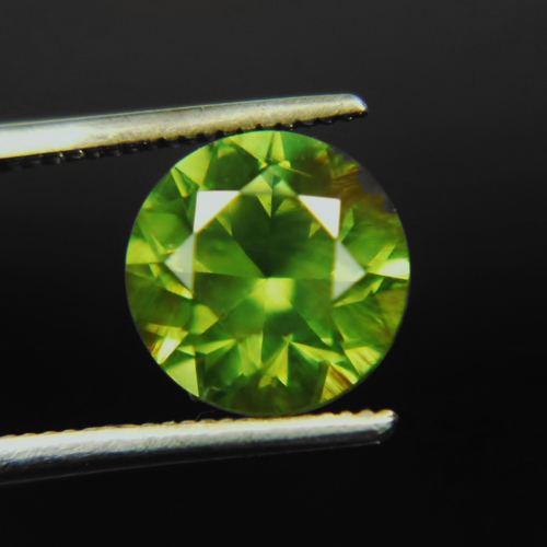 Huge and Rare Natural Russian Demantoid Garnet 1.95 ct  Litnon.com