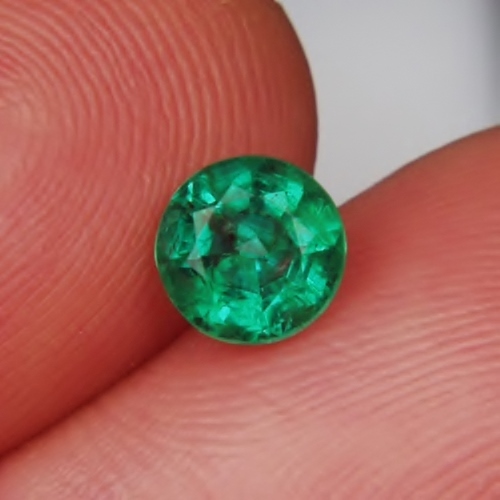 Great Color Natural Zambian Emerald Calibrated 6 mm  Litnon.com