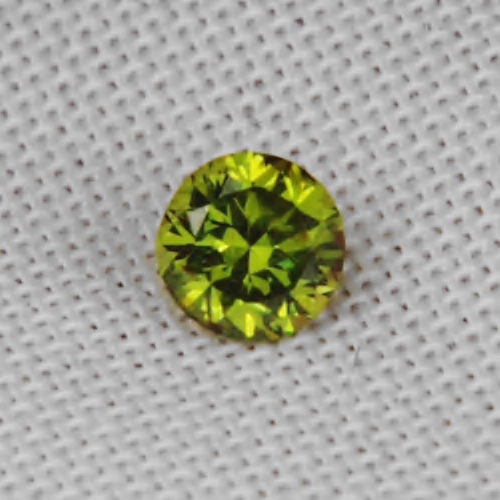 Brilliant Top Cutting Natural Russian Demantoid Garnet GL Litnon.com