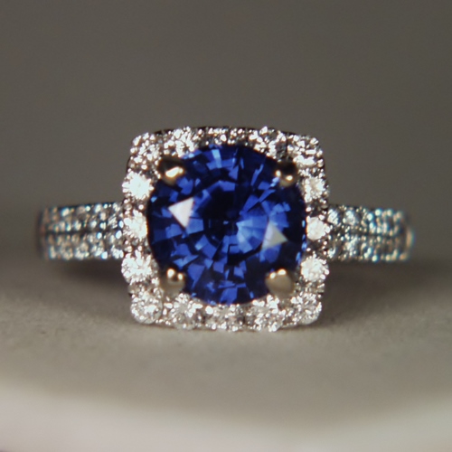 Beautiful 14 kt W/G Ceylon Sapphire 2.50 ct and Diamond Ring GLI  Litnon.com