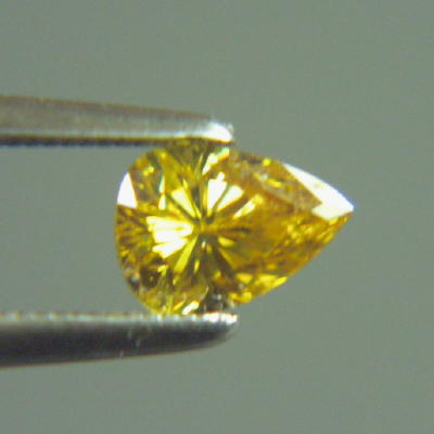 Natural Color Intense Fancy Color Yellow Diamond  Litnon.com