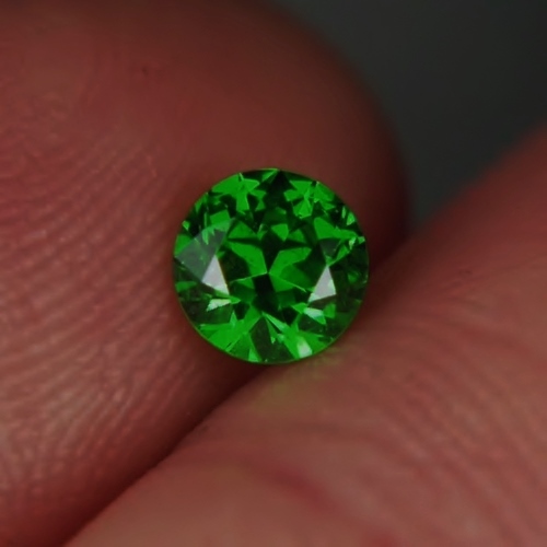  Top Gem Emerald Green Old Mine Russian Demantoid Garnet  Litnon.com