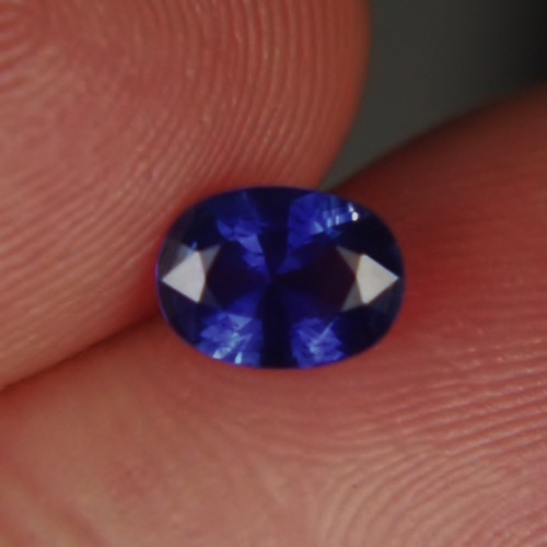 Velvet Blue Natural Ceylon Sapphire 7 x 5 mm  Litnon.com