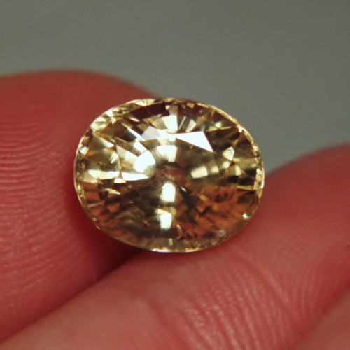 Huge and Brilliant Natural Unheated Yellow Zircon Sri Lanka 9.85ct  Litnon.com