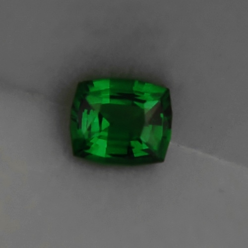 Ideal Color and Clarity Tsavorite Green Garnet Kenya  Litnon.com