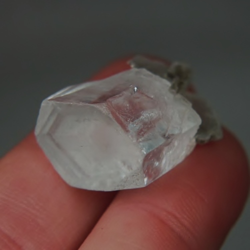 Terminated Aquamarine Beryl Crystal Specimen Pakistan  Litnon.com