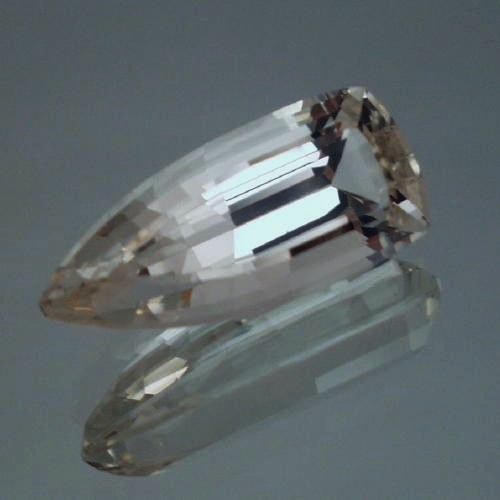 Rare Huge and Top USA Cutting Scapolite Tanzania 21.57 ct GL Litnon.com