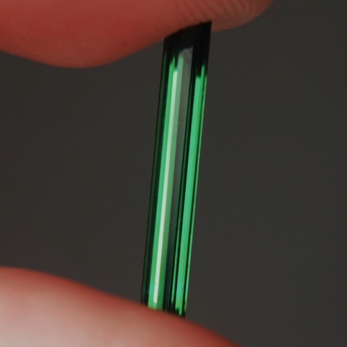 Fine Color Faceted Brazil Green Tourmaline Needle  Litnon.com