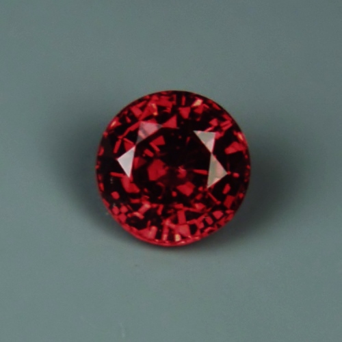 Bright and Pretty Old Stock Red - Pink South East Asia Spinel 1.37ct  Litnon.com