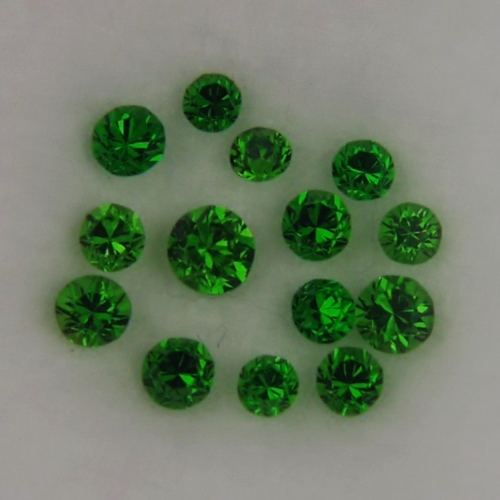 Best Quality and Color Russian Demantoid Garnet Melee Lot  Litnon.com