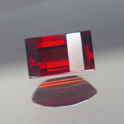 USA Cut Big Umba Valley Rhodolite Garnet 5.35 ct  Litnon.com