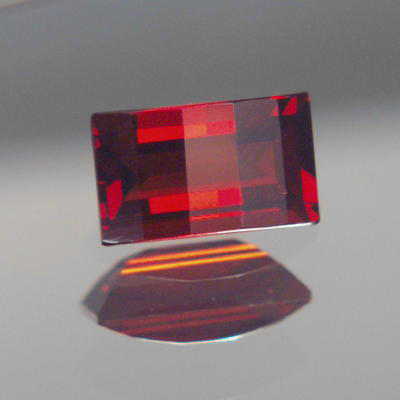 USA Cut Big Umba Valley Rhodolite Garnet 5.35 ct  Litnon.com