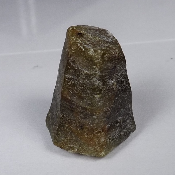 Corrundum Sapphire Crystal Sri Lanka  Litnon.com