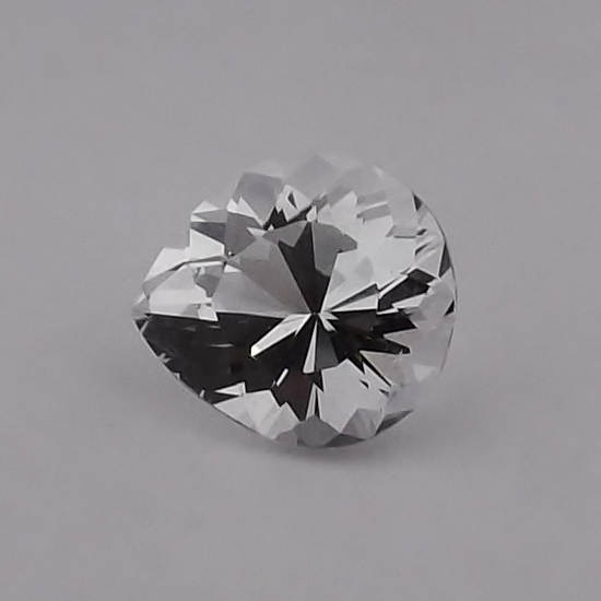 Competition Quality Cutting Natural Quartz 6.46 ct  Litnon.com
