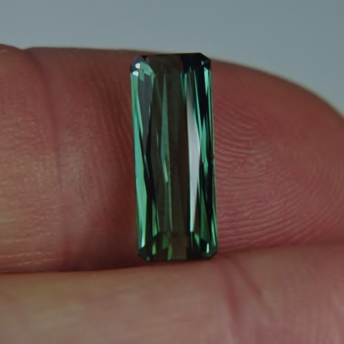 Bright and Pretty Blue Green Nigerian Tourmaline 4.03 ct  Litnon.com