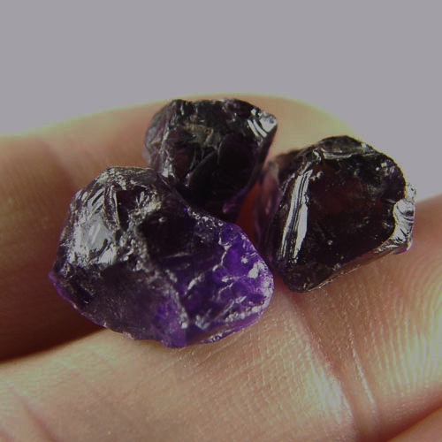 Old Stock Fine Color Zambian Amethyst Facet Rough 27.85 ct  Litnon.com