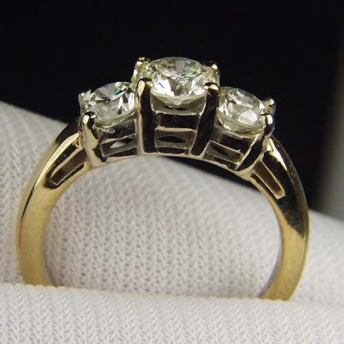 Quality and Value Ladies 3 Diamond 14 kt Gold ring 1.50 ct tw  Litnon.com