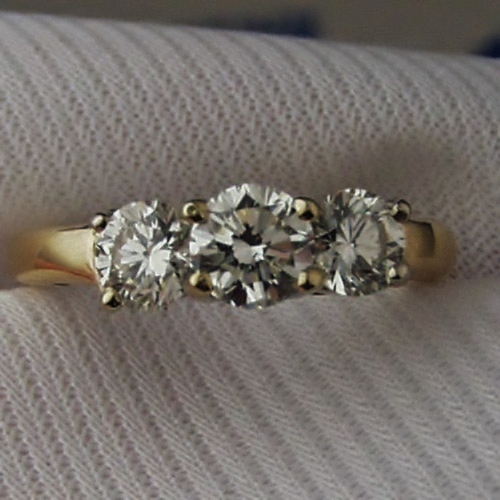 Quality and Value Ladies 3 Diamond 14 kt Gold ring 1.50 ct tw  Litnon.com