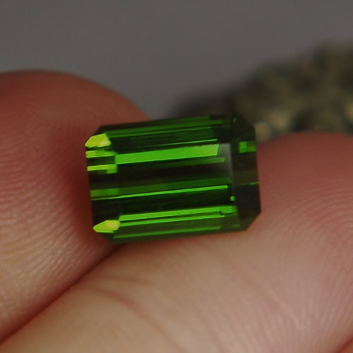 Bright and Clean Old Stock Green Tourmaline Brazil 4.35ct GLI  Litnon.com