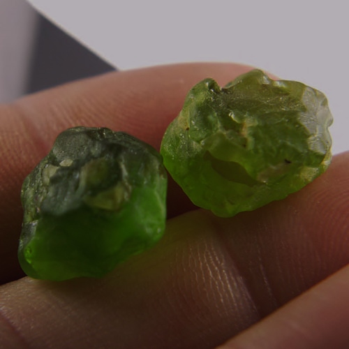 Fine Color and Clean Peridot Facet Rough Arizona 36.01ct  Litnon.com