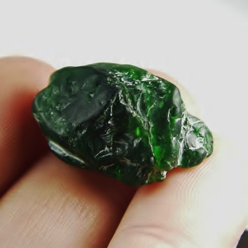 Extreme Green Siberian Chrome Diopside Rough 41.96 ct  Litnon.com