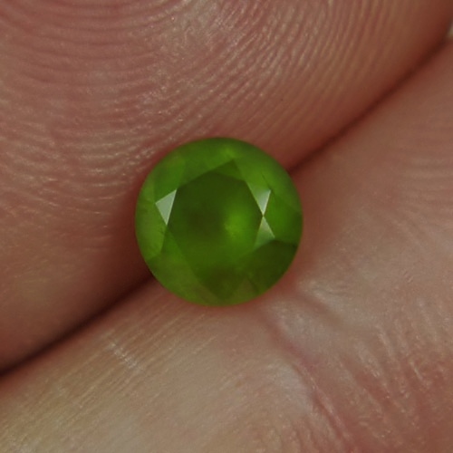 Full Of Horsetail Inclusions Russian Demantoid Garnet 1.34 ct  Litnon.com