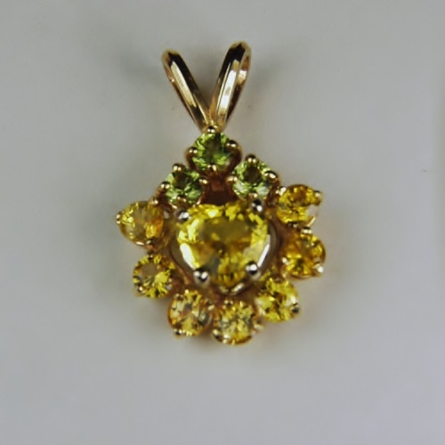Bright Natural Yellow Sapphire and Peridot Pendant 14 kt GLI  Litnon.com