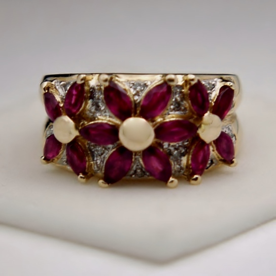  Estate 14 Karat Natural Ruby and Diamond Ring  Litnon.com