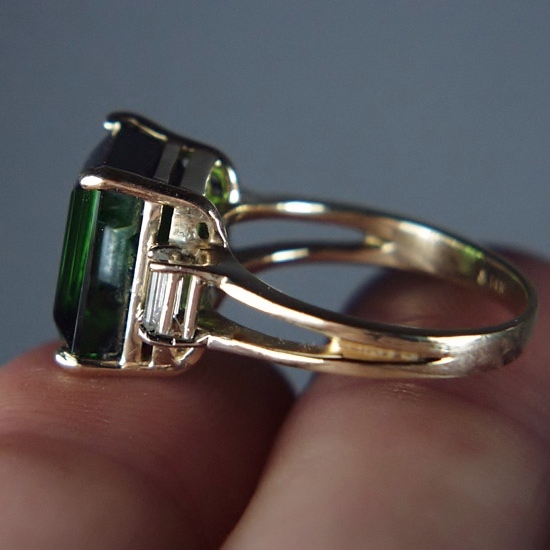 Estate Fine Green Tourmaline and Diamond Ring 14 kt  Litnon.com