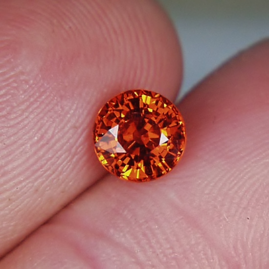 Bright and Pretty Orange Spessartite Garnet 1.47 ct  Litnon.com