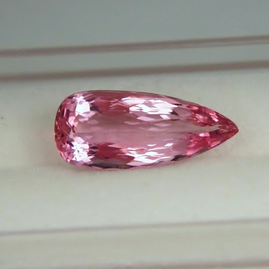 Color True Imperial Topaz Ouro Preto Brazil 3.10 ct  Litnon.com