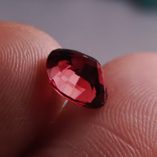 Big Bright and Pretty Natural Red - Pink South East Asia Spinel 2.85 ct  Litnon.com