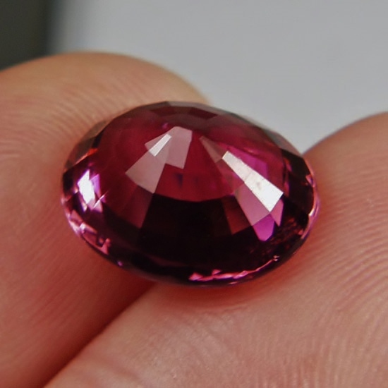 Big Rich Saturated Pink Tourmaline Nigeria 9.37 ct  Litnon.com
