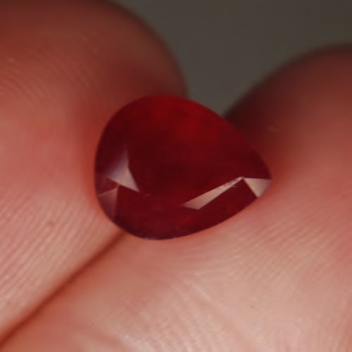 Well Cut Dark Red Natural Ruby India 2.92 ct  Litnon.com