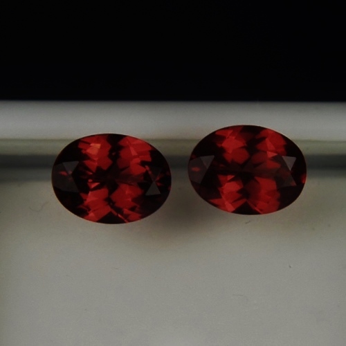  Umba River Mixed Garnet Pair Tanzania 2.91 ct tw  Litnon.com