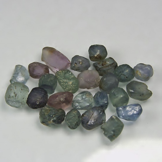 Unheated Montana Sapphire Facet Rough 32.80 ct  Litnon.com