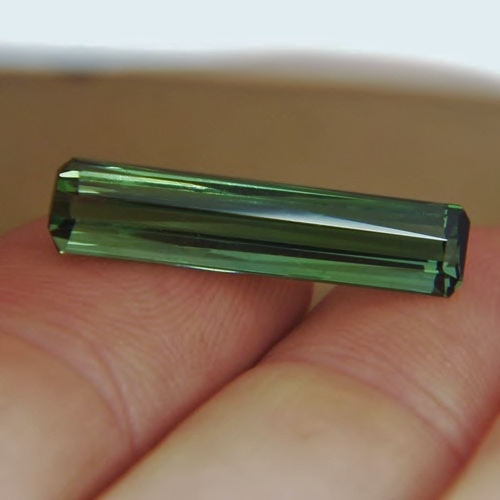Bright and Pretty Green Nigerian Tourmaline 7.64 Carat Litnon.com