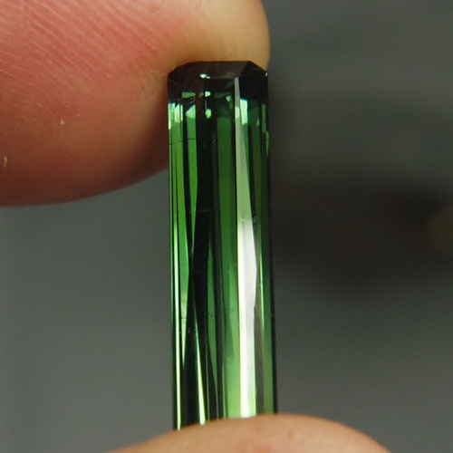 Bright and Pretty Green Nigerian Tourmaline 7.64 Carat Litnon.com