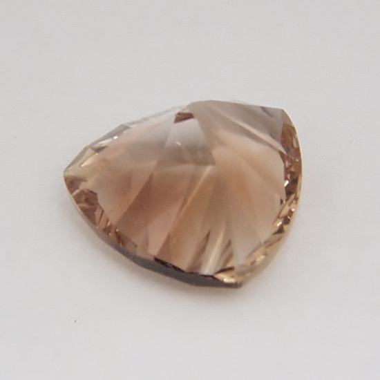 Fine Cutting Bright Champagne Topaz Brazil 8.22 ct  Litnon.com