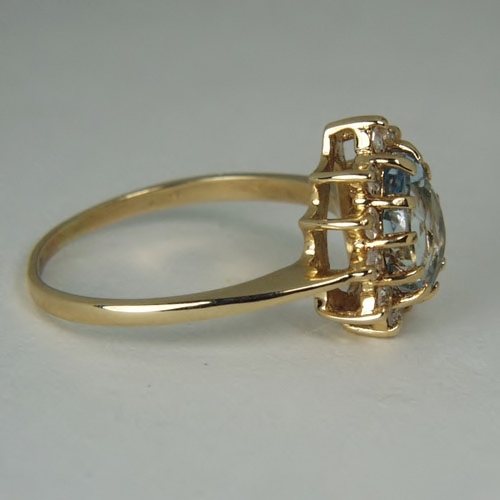 Estate Aquamarine and Diamond Ring 14 kt  Litnon.com