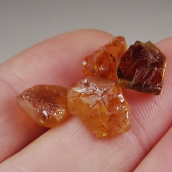 Clean Orange Tourmaline Facet Rough Tanzania 19.21ct  Litnon.com
