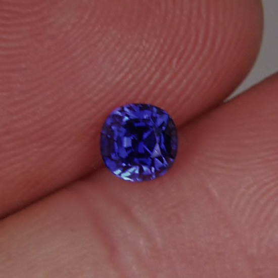  Rare Color and Quality Fine Unheated Ceylon Blue Sapphire  Litnon.com