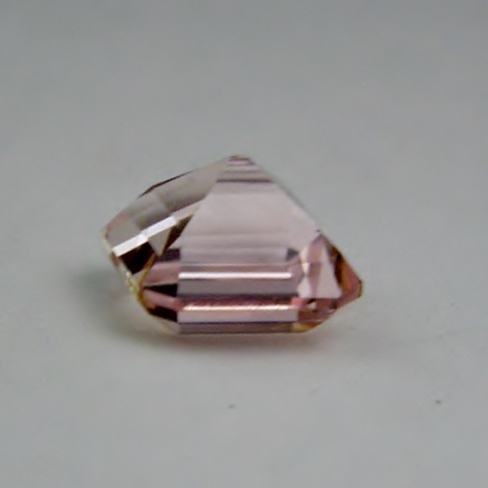 Bright and Pretty Light Peach Pink Tourmaline Nigeria 3.71  Litnon.com